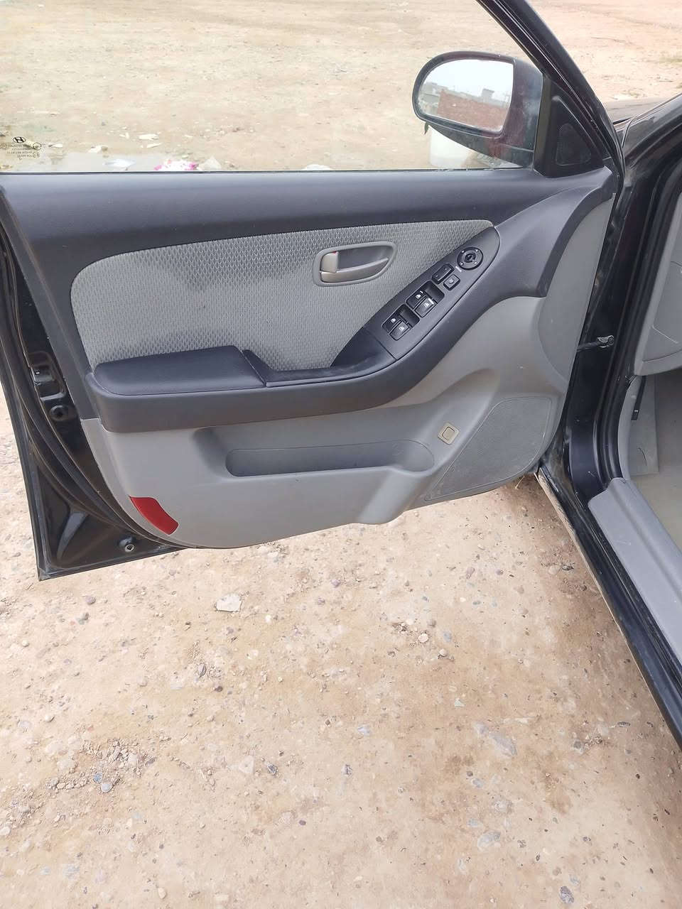 النترا البيع 2007 السعر 83 العنوان سامراء صبغ جماليه صابغهه محرك كير وصدر وتبريد كله جديد بسمي اني الشرعي تيد وكاله وتحويل رقم ***********
