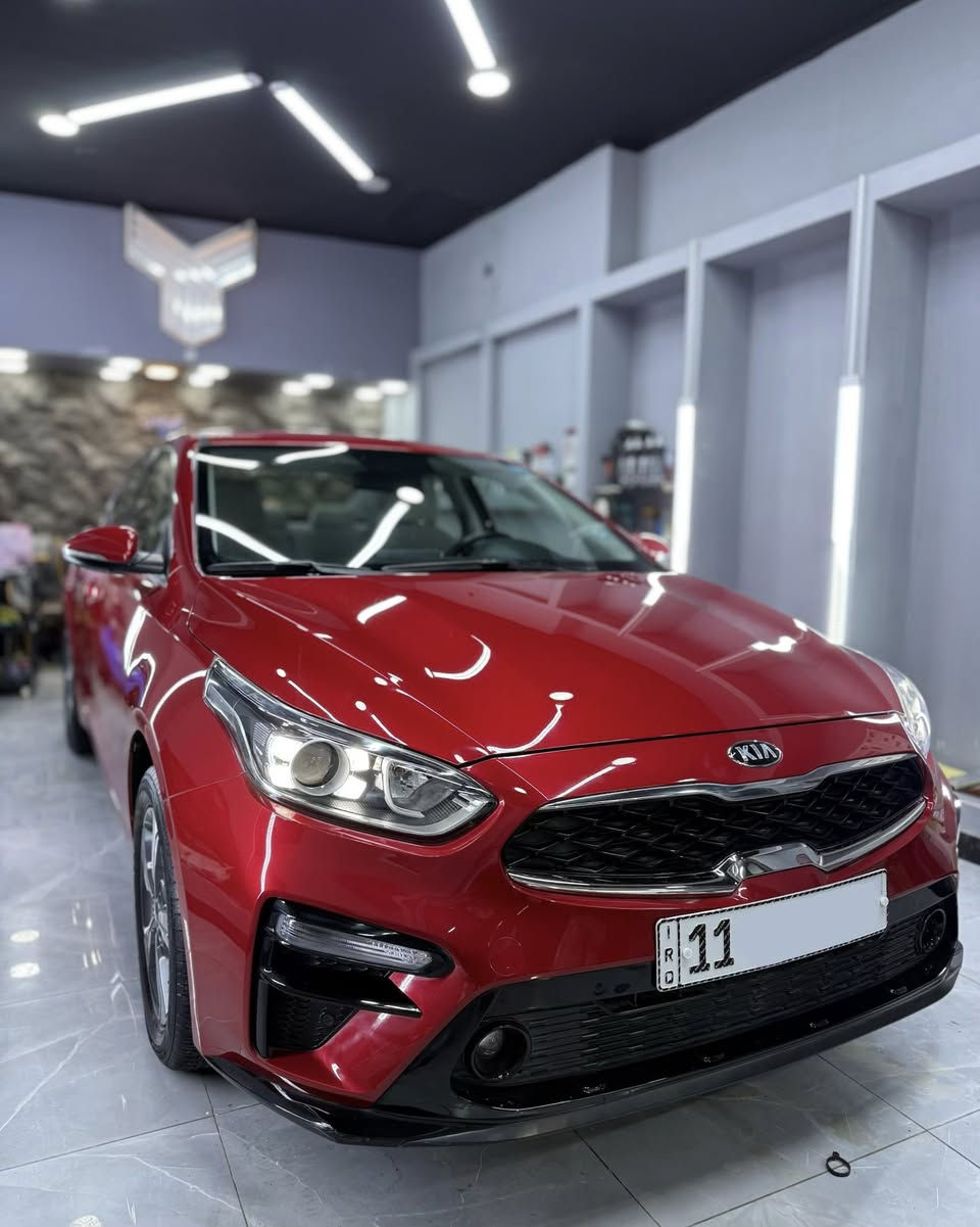 السلام عليكم سيراتو 2020 زيروووو ماشيه 6 الاف فقط سبيرها منازل
كفالة عامه من الصبغ والبارد والتبديل والحالوب بيها شخط مكحل
فول مواصفات 
محرك 1.600 / بصمة تشغيل / بصمة ابواب / تشغيل عن بعد / لد امامي / لد خلفي / حساس امامي / حساس خلفي / فول تحكم ستيرن / تبريد قطعتين / شاشه وكاميرا خلفيه / شاشة عطلات بالدشبول / بلوجكتر ليزري / صندوك ذكي / كشنات خلفيه قلااب / مري شفط / اشاره بالمرايه / 3 انظمة قياده ( ايكو - سبورت - نورمال )

سعرها 165$ وبيها مجال الجناي يتصل وبالخدمه مكاني بغداد الكرخ

***********
