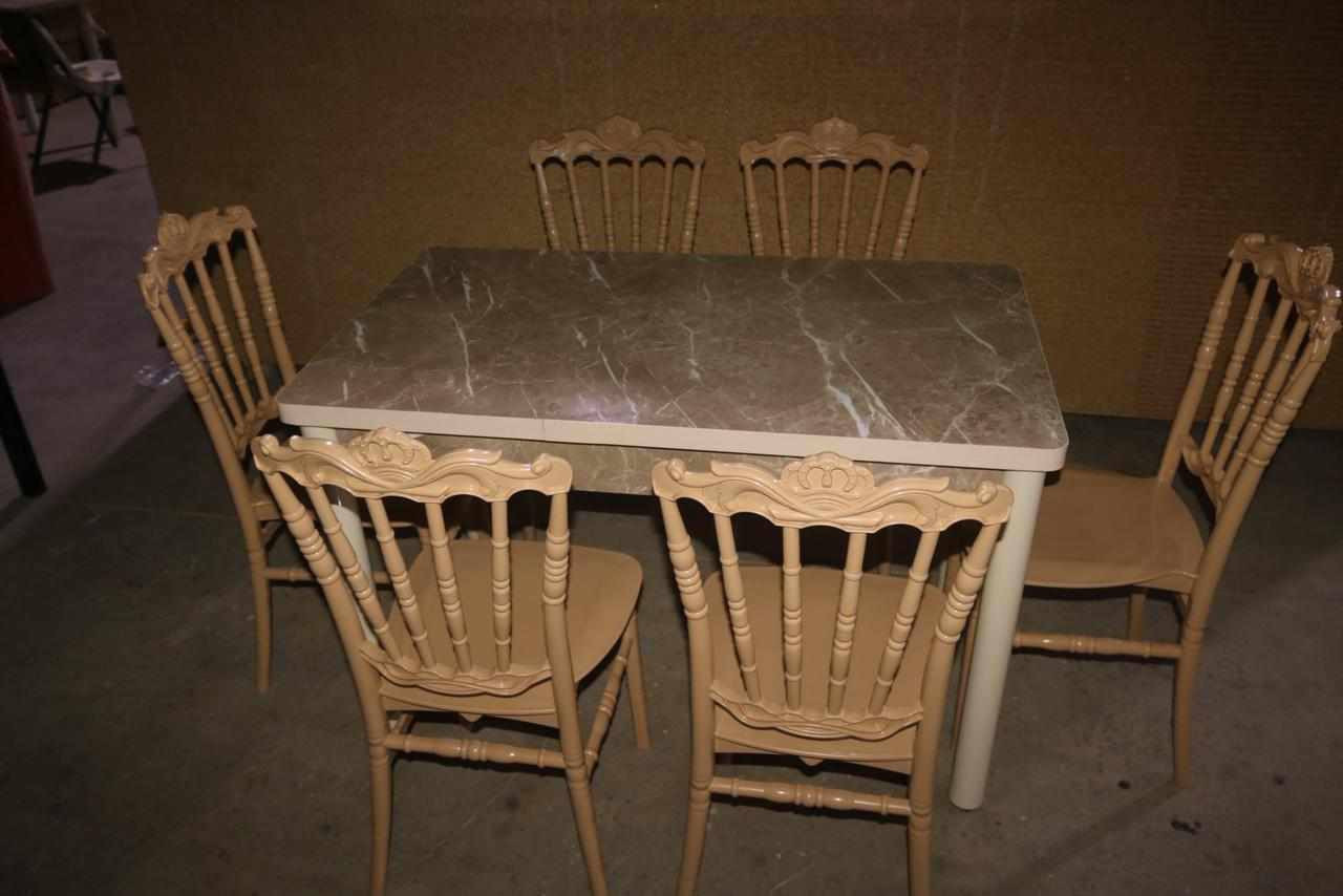 على بركه وصلت بضاعه جديده هذا اليوم معرض حيدر الحجامي للاثاث المنزليه شارع الصيدليات ذي قار قضاء الفجر 🌆 المراسه والا ستفسار واتساب رقم 📱 الهاتف ***********
