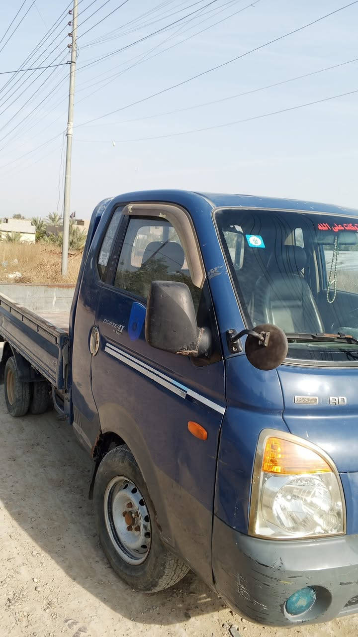 سياره البيع هونداي بورتر بلاديه رقم بغداد بسمي مصفره سنويه 27. ***********
