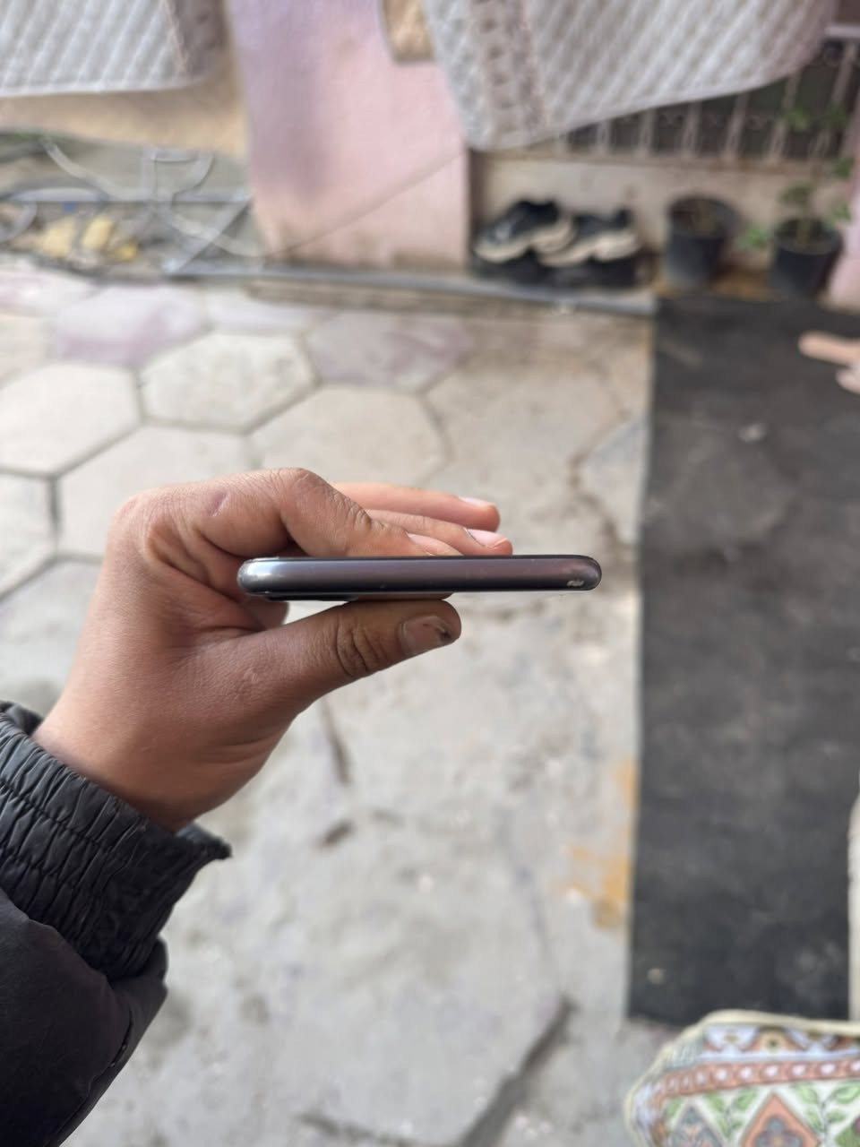 سلام عليكم ايفون 8 بلس مكفول مامفتوح ولا مستبدل فحصه وين متريد بطاريه 74 بلادي ميصرف ابد ذاكره 256 العملاقه بصمه كلشي شغال كلشي مابي بس الشاشه مفطوره وهيه وتبديله ب20 مكان حله مركز السعر 120 وبي مجال للشراي للاستفسار رقم وخاص ***********
