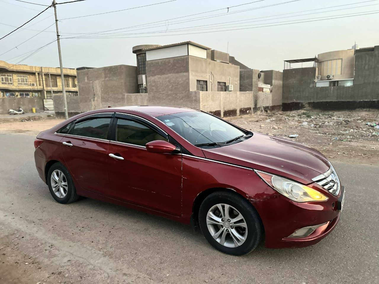 سوناتا للبيع موديل 2012 وارد أمريكي محرك كير كفاله تبريد ثلج صدر خير من الله سياره جاهزه ع الاخر تراي للبصره سياره بسمي سنويه 30 ثاني يوم مداور بيها خمس قطع صبغ بدون دواخل ليبر واحد
السعر 93 وبيها مجال 
الاستفسار ***********
