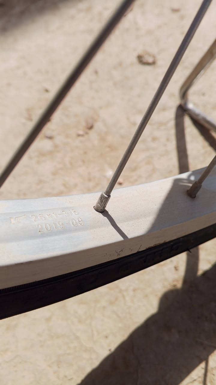 بايسكل للبيع
بايسكل كفالة 
ما صارله جم يوم نازل حاويه
نضافته 99/100
موديل 2019
بعده بتراب الحاوية
سعر خاص📝


**إذا كنت صاحب هذا الإعلان وتريد حذفه لأي سبب، رجاءا أرسل رسالة إلى الدعم الفني**