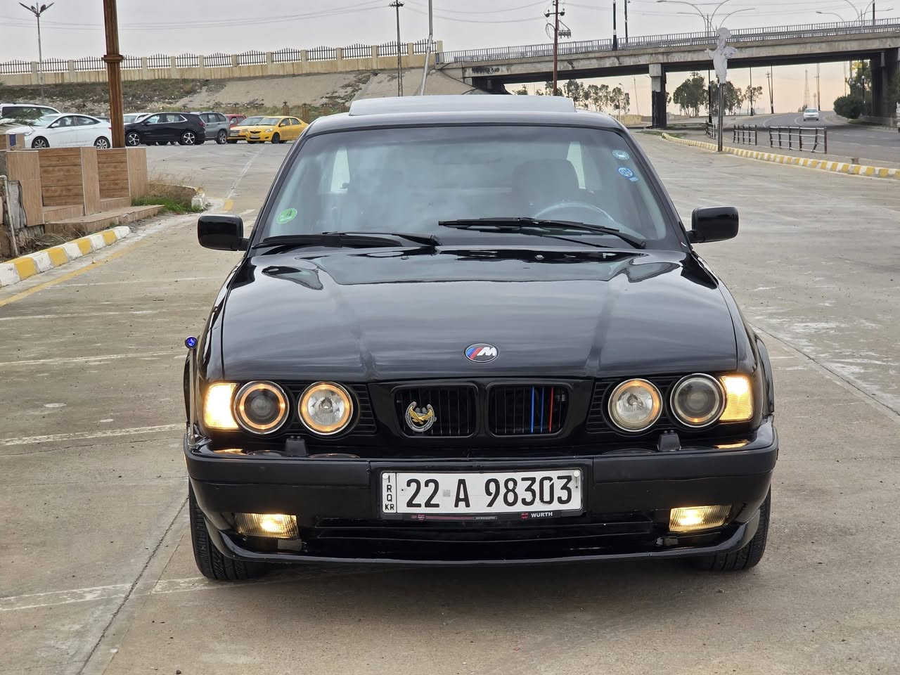 سلام عليكم من رخصة الأدمن المحترم عندي بي ام دبليو المان وضمان لون اسود كذابي موديل 93.فول موصفات محرك حجم 525كبس ديجيتال كير اوتوماتيك محرك وكير بشرط لاصرف ولابخار.رقم اربيل دولي سنوية جديد لغاية 2028.سيارة باسمي اتريد وكالة تحويل بشرط.موصفات سيارة جام كهربائي اوتو قفل مركزي كنترول مرايات كهربائي لايتات عدسة سلايت كهربائي.كشنات جلد داخل اسود فورميكا.تبريد وتدفئة شغال.كهربائيات كلة شغال.سيارة جاهزة من كل نواحي.ترايك لبصرة.صدر امامي وخلفي كله جديد 4اطارات وباتري كلة جديد.سيارة صبغ عام لل جمالية فقط جاملغات خلفي بيهة معجون بدون دواخل.ملاحظة بدون اقصاط بدون مراوسة فقط ابيع نقد.مكان سيارة كركوك شورجة السعر 70ورقة وبيهة مجال كلش قليل.لل شراي رجاء مو شراي اعبر منشور بكلمة حلوة لل تفاصيل خابر الرقم ***********📞
