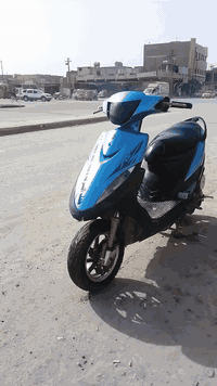 دراجة ماكس عدلة بوشة 55 دراجة كاملة مكملة ماعيزهة غير بس تنضيف كابريتر الدراجة كلجات جديدة دبلات جديدة ويالاة جديدة تخم تاير جديد سلف رياضي جديد السعر 450 وبيهة مجال ***********
