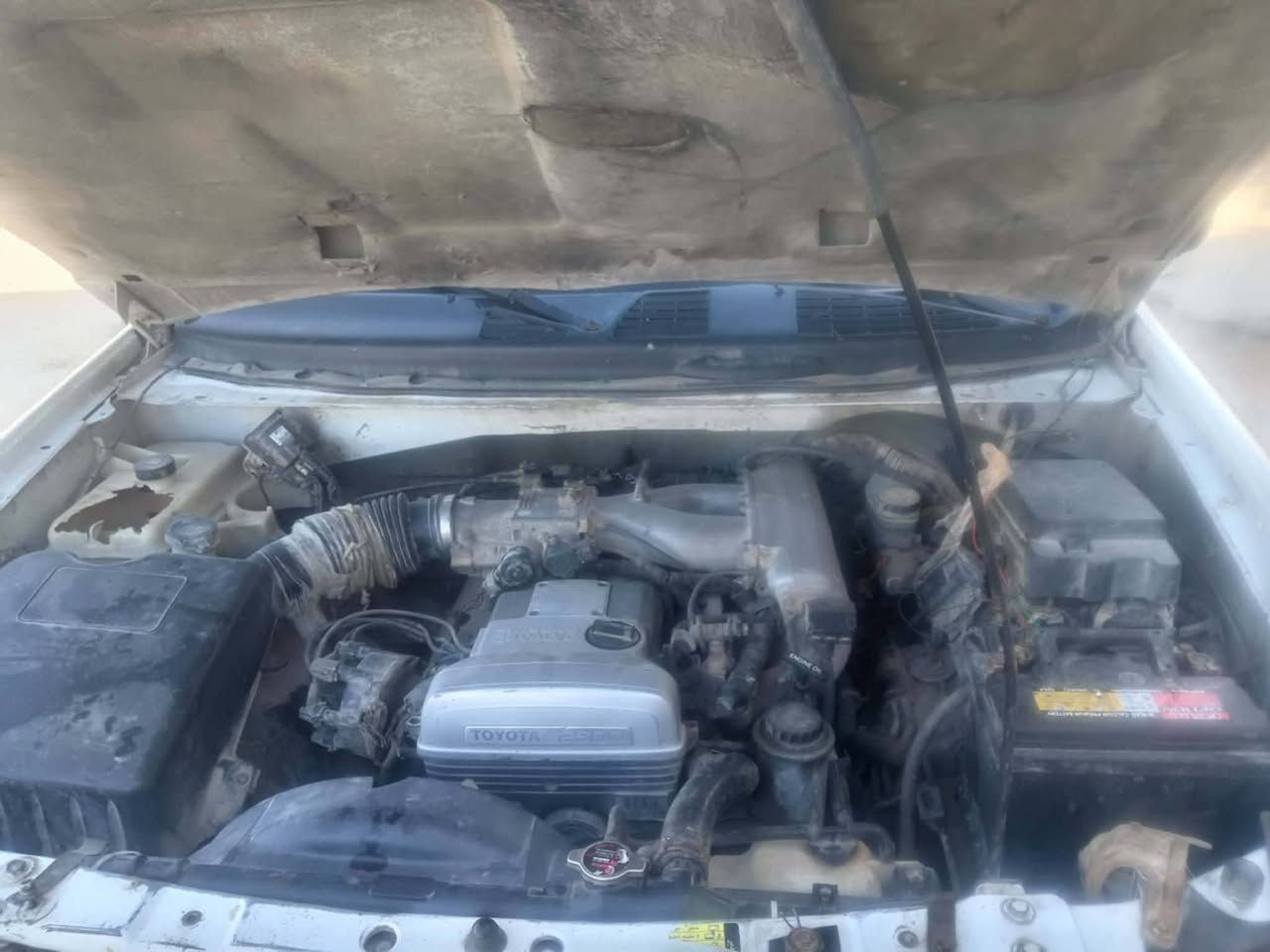 السلام عليكم ورحمة الله وبركاتة  سيارة البيع  جاهزه من كل شي كهربايات شغاله كير كسن مكينه شرط  السعر  35 وبيه مجال  الشراي  السفسار عله هاذء الرقم ***********
