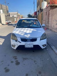 ٢٠١١ • مكينة وكير بكفالة • أبيض خليجي