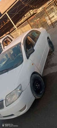 سيارة كورلا بيكاجو ٢٠٠٥ سياره مصبوغه حزام جاهزه كير مكينه خير من الله ...