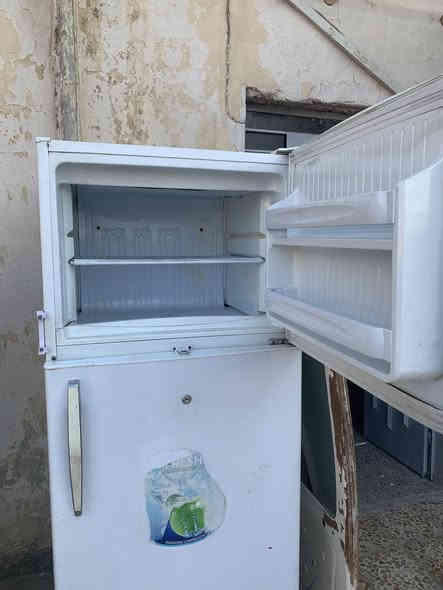 للبيع نظافة كدام العين سعر 150وبي مجال ***********
