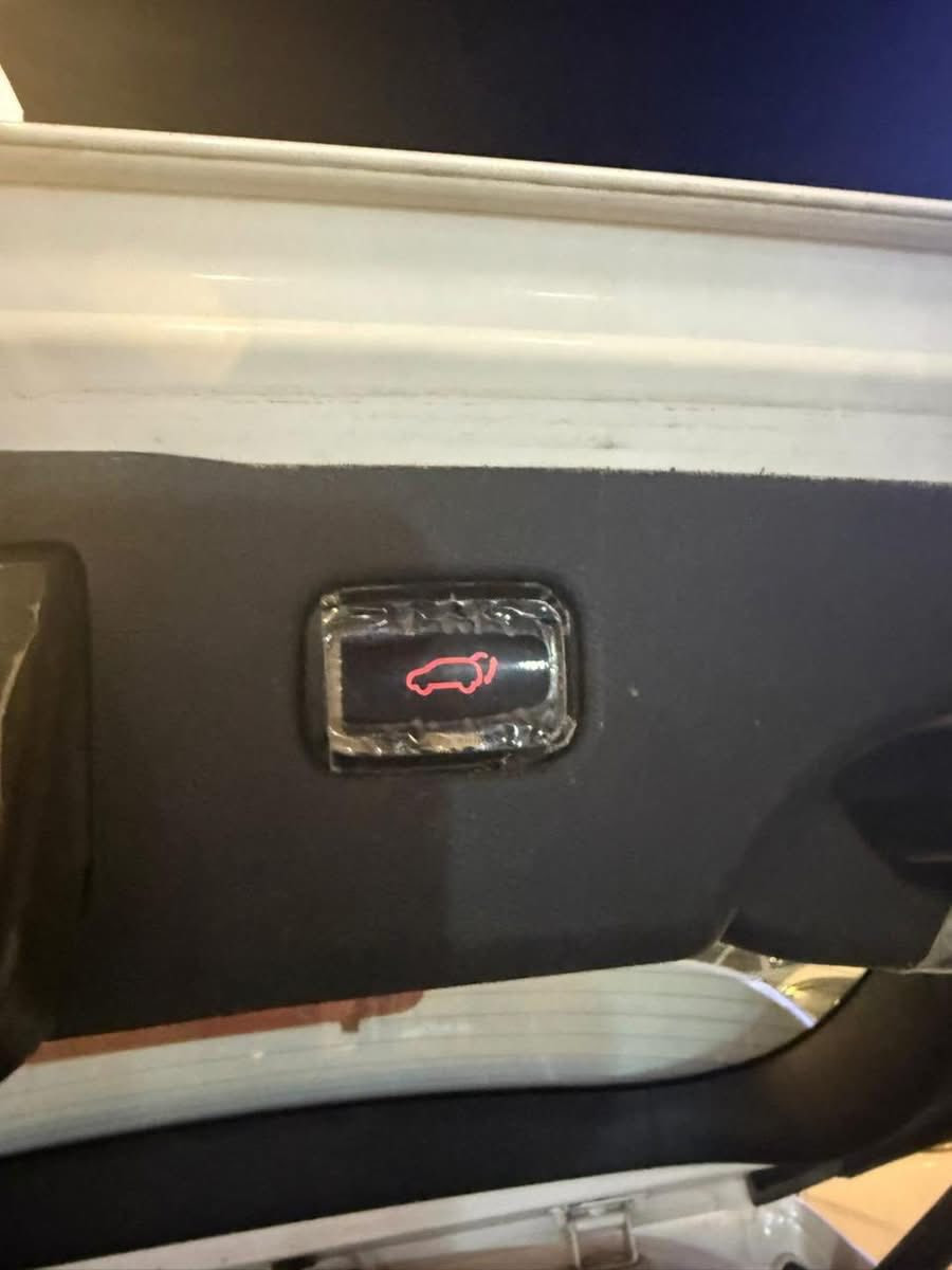 السلام عليكم سورنتو موديل 2016 سياره كفاله عامه من الشخط  سياره فول مواصفات بنو رامه ماشيه 164 مكان السياره نا صريه قضاء النصر للستفسار *********** اتصل وبيك خير وتدلل
