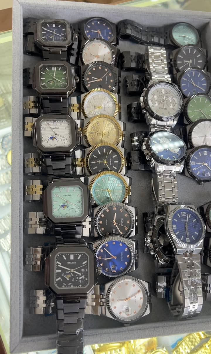 Stylish and trendy men's watches, in stock, welcome to inquire.


**إذا كنت صاحب هذا الإعلان وتريد حذفه لأي سبب، رجاءا أرسل رسالة إلى الدعم الفني**