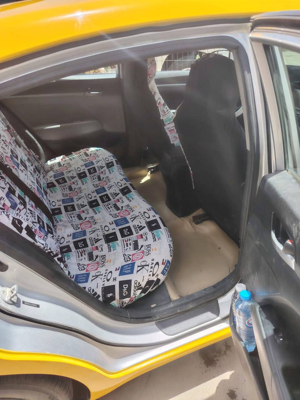 سلام وعليكم النتره مديل 20 أمريكي حادثها جاملغ وبنيد والباقي كفاله كير محرك كفاله حداديه تبريد جاهزه سياره سعرها 115 وبيها مجال. ***********
