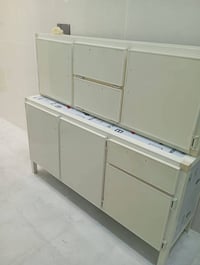 خزائن • ديكور منزلي • أثاث