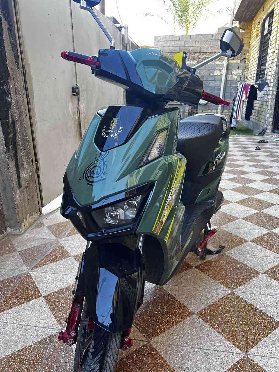 سلام عليكم
دراجه شحن جديده كلشي مناقصها 
بطاريه ليثيوم 
سعر 700
الاستفسار ***********
