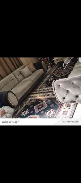 تخم مودرن تركي ويصير سرير  نضافتة💯💯  8مقاعد ب580 عنوان الشعب شارع الصحة الاستفسار  الاتصال على رقم  واساب  *********** بغداد
