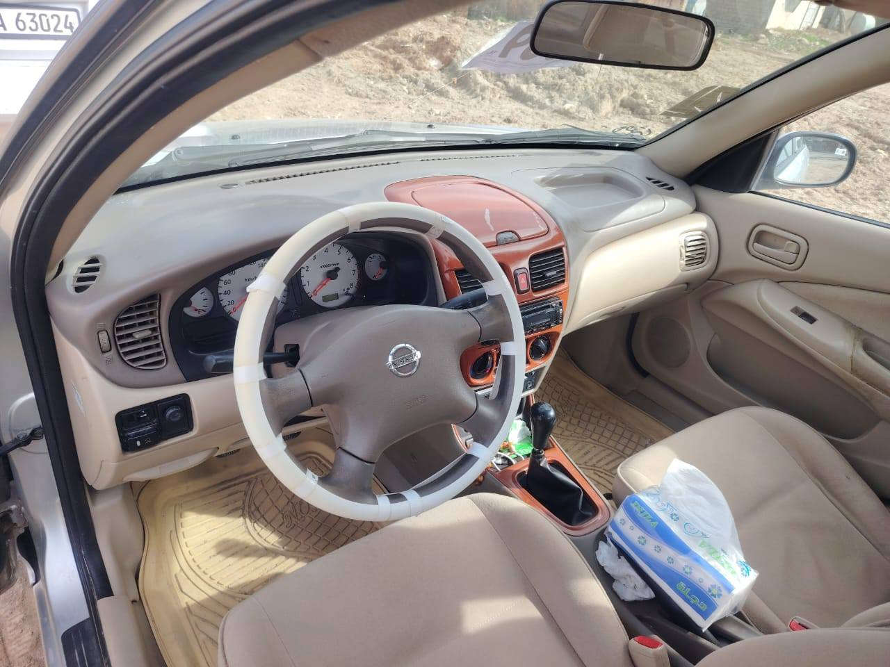 سني ياباني موديل ٢٠٠٩ رقم سليمانيه دولي لل ٢٩ بيها نص باب خلف السايق فقط  ولباقي مكفوله  محرك مامفتوح شرط سياره جديده كير عادي سياره حيل نضيفه مال جناي السعر 92 بي مجال *********** مكان السياره ناحيت الرياض قرية الكفاح
