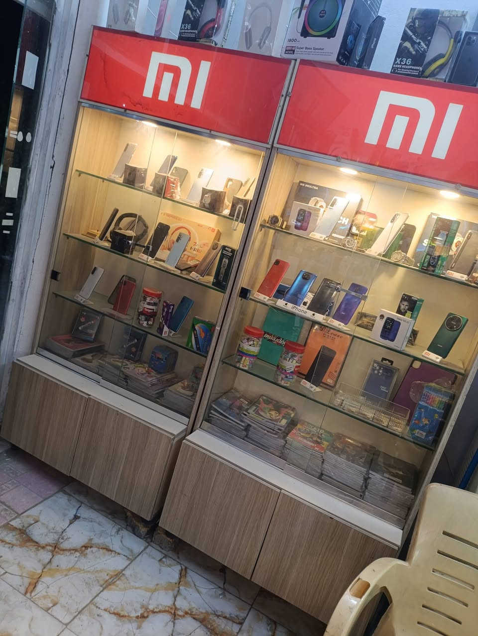 السلام عليكم ادمن ليش جاي تمسح منشور اخي 
فاترينات عدد ٥ تفصال تفصال مفصلهن جدد مستخدم شي بسيط 3 تعاليك 
واثنين جام خانه كلش مرتبات + استنان حديد نفس قياس مترين في متر وربع البيع عنوان بابل المسيب مفرق السده الهنديه *********** سعر خاص وبخدمتكم
