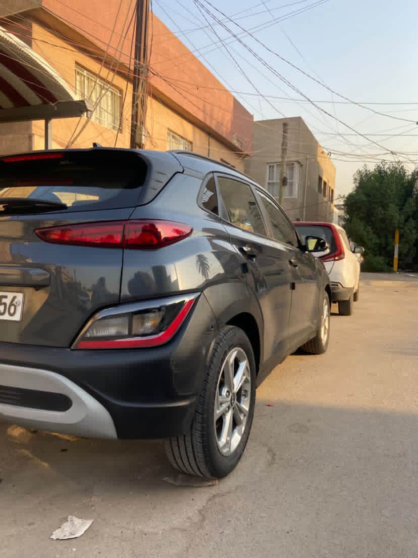 للبيع كونا امريكي ٢٠٢٢ ماشيه ٤٤ الف ميل.               
محرك ٢٠٠٠ دوش السعر ١٥٥ ورقه.
فول مواصفات بصمه فتحه سقف كشنات كهرباء تدفئه مقاعد شاشه كامرا البجم كبس 
الحادث موضح عدكم والجاملغ الامامي راجع نفسه 
مكان السياره السيديه 
‭٠٧٨٢ ٢٧٣ ٢١٧٢‬ ‬ مهندس كريم
