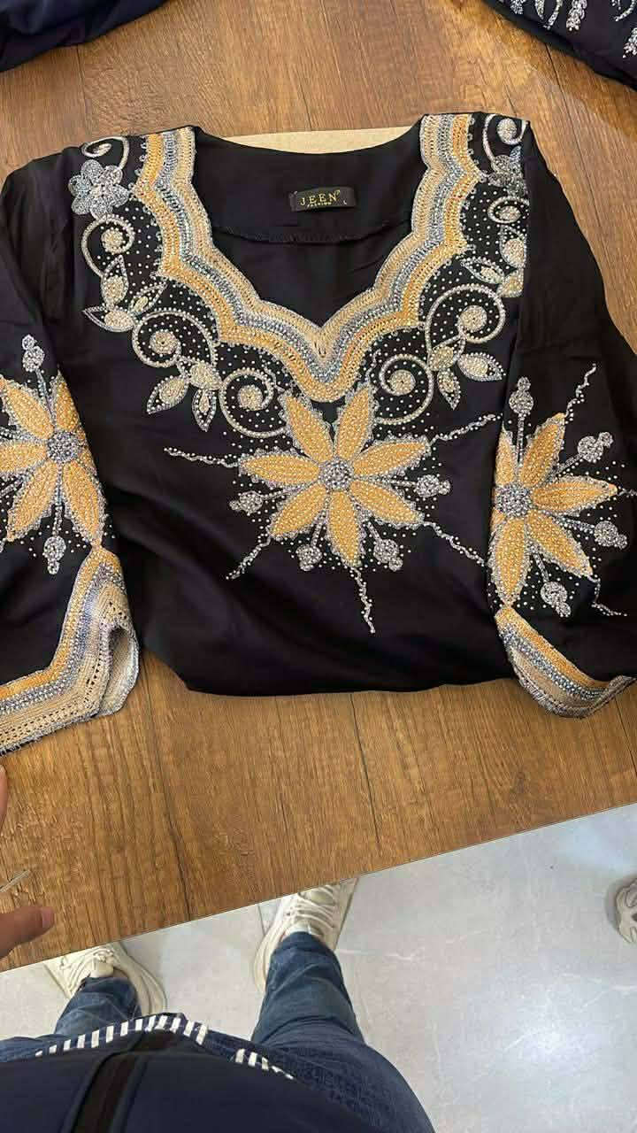 دشداشة كشمير مطاط
قياسات خاصه 
XXXL/XXXXL/XXXXXL
سعر القطعه 15الف
توجد خدمة توصيل إلى جميع محافظات العراق


**إذا كنت صاحب هذا الإعلان وتريد حذفه لأي سبب، رجاءا أرسل رسالة إلى الدعم الفني**