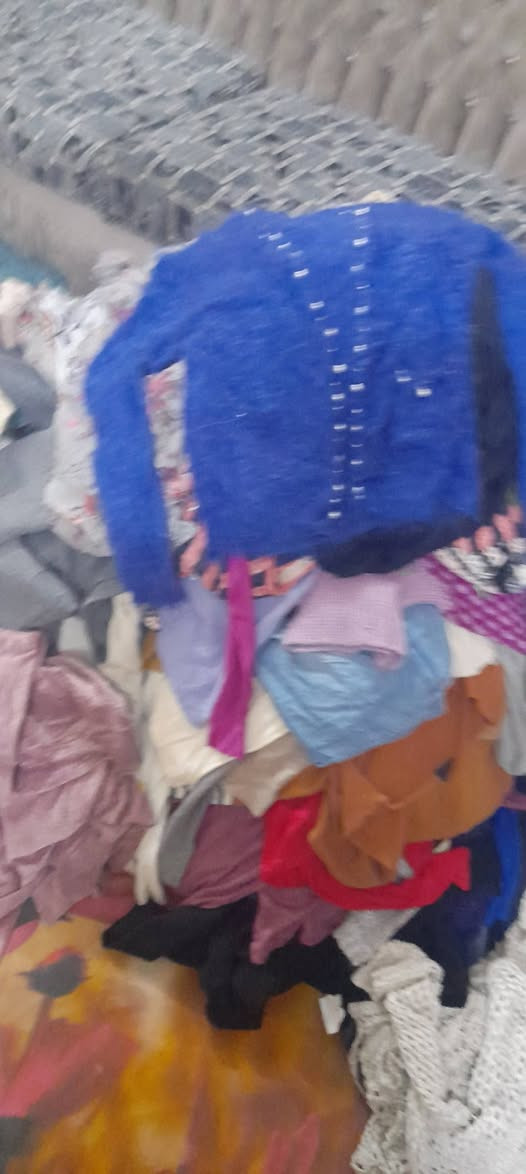 اكو شخص تبرع بملابس باله كميه جبيره الي يكدر يوزعهم يجي خاص شتوي وصيفي وبجايم وهودات وقمصان صيفيات


**إذا كنت صاحب هذا الإعلان وتريد حذفه لأي سبب، رجاءا أرسل رسالة إلى الدعم الفني**