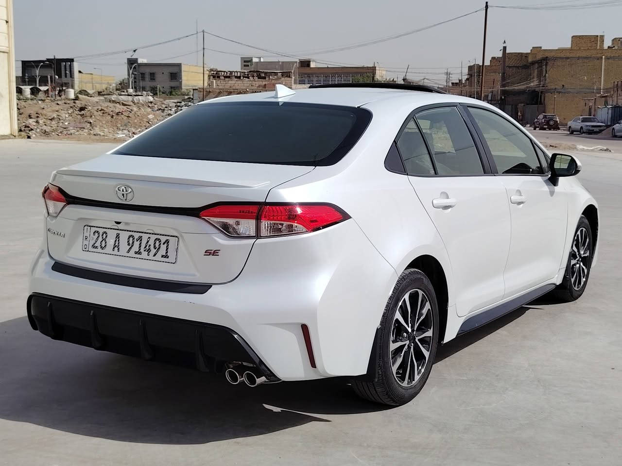 سلام عليكم
كورلا مديل 2023 وارد امريكي محرك بانزين فول موصفات للاخر فئات SE دواخل لونين ابيض 
فتحه بصمه ترحيب رادار سياقه ذاتيه وهواي موصافت بعد ماشيه 55الف 
حادثها قطعتين فقط
رقم معوقين انكليزي سياره جاهزه  وجديده علئ بلاد مكان ناصريه مركز السعر 138
***********
