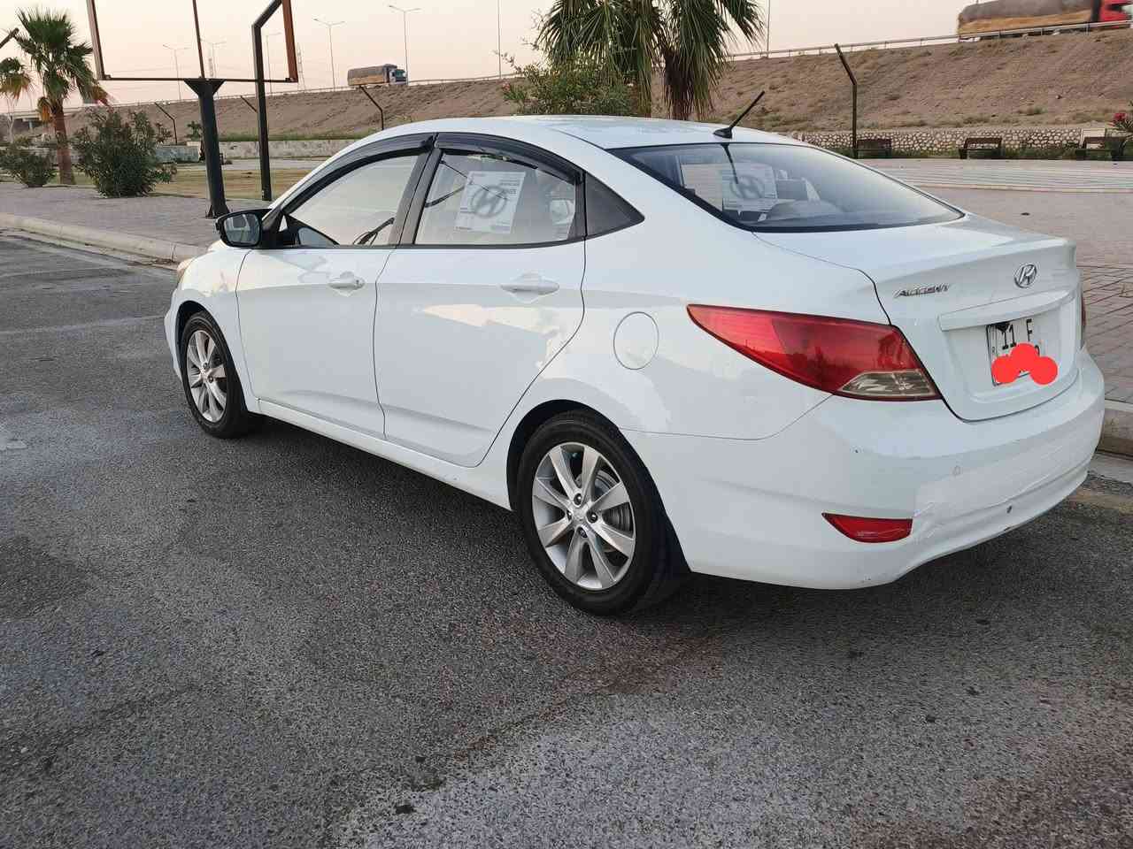 اكسنت خليجي موديل 2016
رقم بغداد بأسمي 
تبريد ثلج 
تخم تاير جديد سياره حيييل حلوه 
السعر ٩٣
***********
