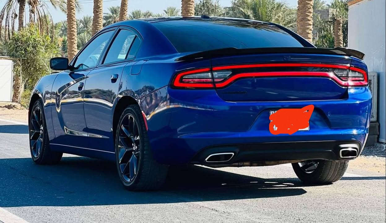 جارجر للبيع موديل  2021ماشيه 43الف زيرو مكينه 3600رقم بغداد بأسمي حادثه جنطه فقط بدون دواخل ارباك سليم السعر 230وبيه مجال حك الجيه مكاني حله شراي يتصل ***********بيع فقط بدون مراوس
