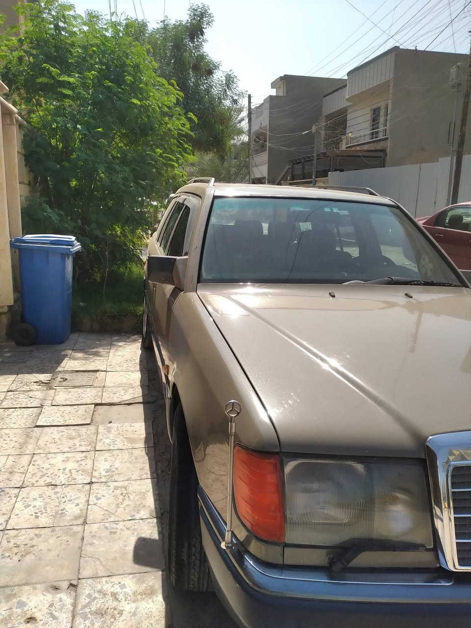 دب ستيشن للبيع موديل ٨٩ رقم بغدادانكليزي جديد تبريدثلاجه قواعددبلات بلاد تشغيل عن بعد دبل فيتبم سيارة جاهزه مكاني بغدادالسعر٥٨ ورقه للاستفسار***********واتساب محرك محور٣٠٠٠بطه ففي تي
