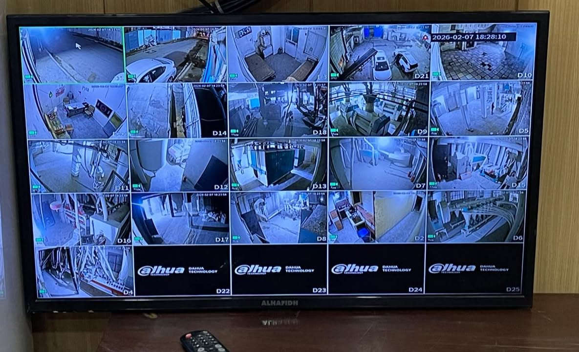 الحمد لله تم إكمال تنصيب مطحنة في بغداد 25 كاميرا ip فول كلر وصوت دهوا اصلي


**إذا كنت صاحب هذا الإعلان وتريد حذفه لأي سبب، رجاءا أرسل رسالة إلى الدعم الفني**