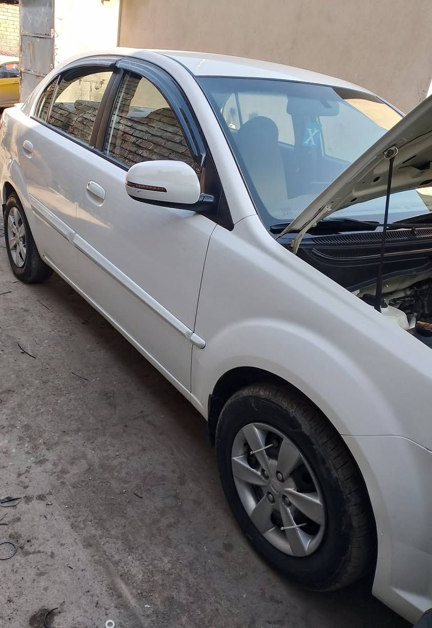 كيا ريو
الموديل 2012 (وارد كوري) 

حجم المحرك 1600

الضرر: بدون 

الايرباكات سليمة ٪100

رقم السيارة:  اربيل +سنوية نافذة 2026/12/1
بدون كوبون بانزين 

مكان السيارة الموصل 
السعر:  (105) وبيها مجال

للتواصل: 

***********
***********
