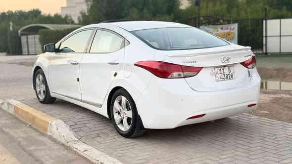 سلام عليكم مرخصه الادمن النتره مديل 2012 خليجي سياره شاشه كامره تحكم ستيرن فتحه سبير منازل على وضع شركه مكينه ممفتوحه كير ممفتوح بدون صبغ السياره تبريد ثلج صدر امامي خلفي جديد 5 ويل كب
السعر 116 
‭0776 179 0426‬
مكاني بغداد البياع
