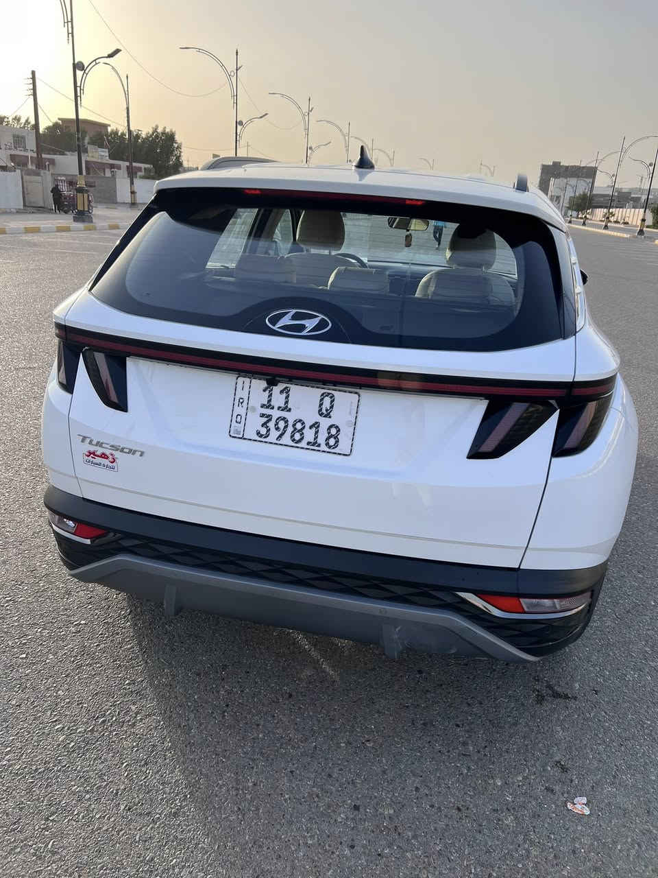 توسان 2024 خليجي مكفولة كفالة عامة رقم بغداد ماشية اقل 40  بدون نواقص مثل ما موضحة بالصور والسونار ما يحتاج نكتب باقي المواصفات سيارة كاملة السعر ٢١٨ وبيها مجال للشراي المكان أنبار رمادي
***********
