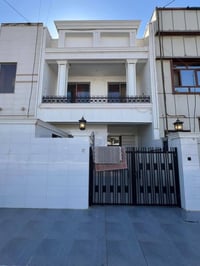 اربيل حي قربو • ١٢٥م • ٤ غرف