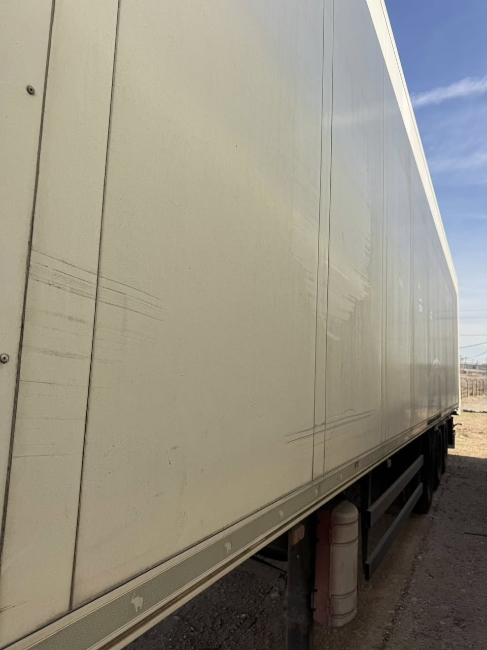 السلام وعليكم براد للبيع
للستفسار 
***********
***********
واتساب
