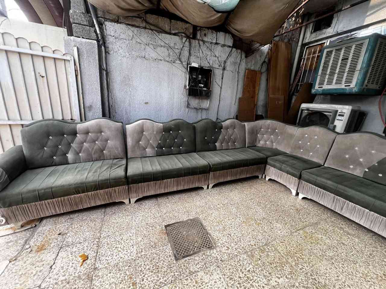 ديوان للبيع مابي اي. عيب حيل نضيف 
٧امتار وتص
عرض خاص 📍
سعره 150


**إذا كنت صاحب هذا الإعلان وتريد حذفه لأي سبب، رجاءا أرسل رسالة إلى الدعم الفني**