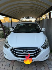 توسان ٢٠١٤حجم مكينه 2000سياره مكفوله كفاله عامه07727517461سعر 170