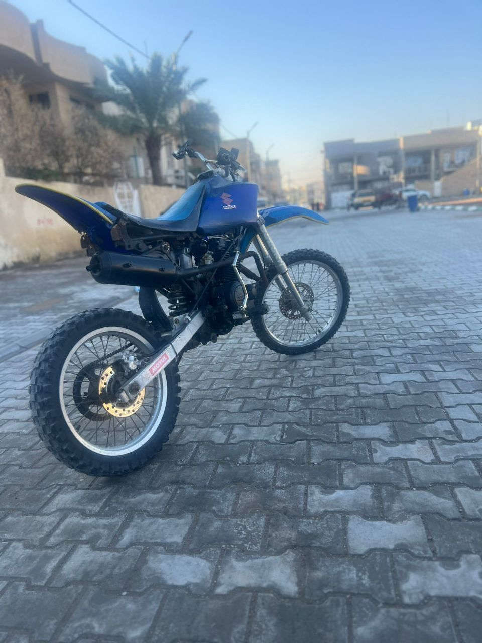 سلام عليكم دراجه قفاز محور اصولي الدراجه مكاني كوت الزهراء الاستفسار على هاذ الرقم ( *********** )
