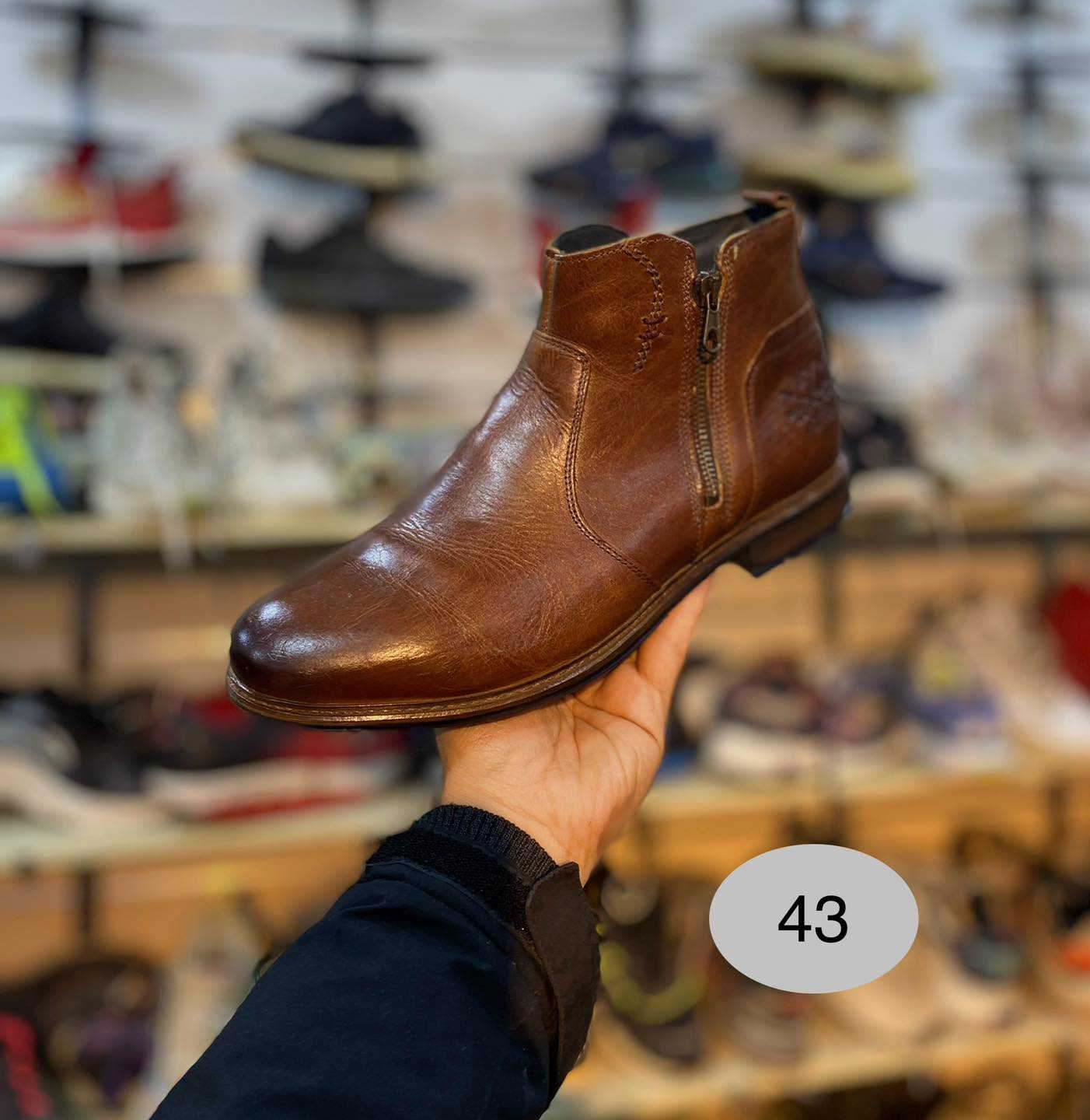 تم وصول بوت باله اصلي ( جلود طبيعية ) و ماركات اصلية 
العنوان حلة شارع مقام رد الشمس مجاور مطبعة بسمان 
 
اسعار القطع من 30 الى 40 ( حسب القطعة )

 ً يتوفر توصيل لجميع محافظات العراق   ً 

 الاستفسار  واتساب 📞✅
***********📞
