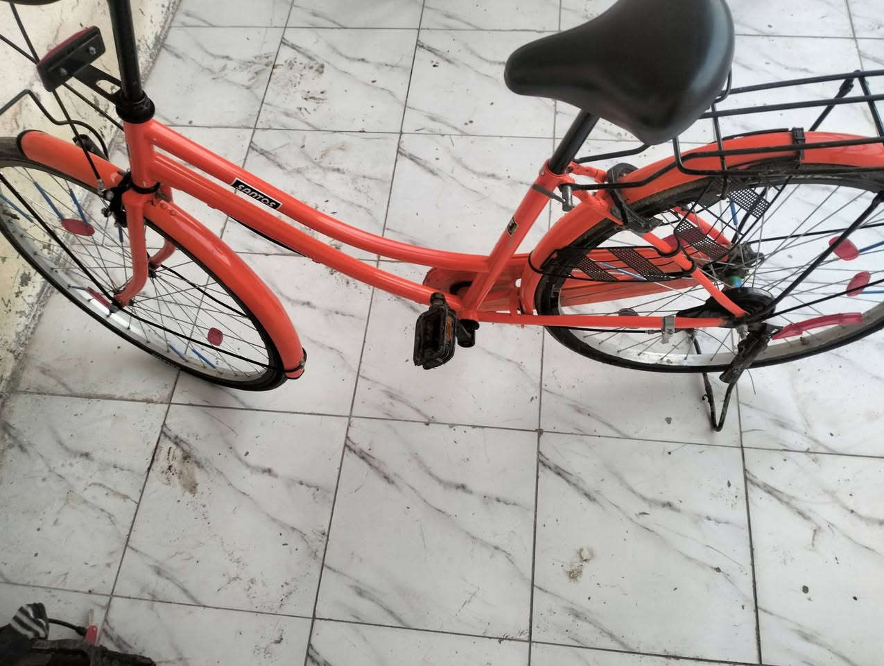 بيسكل للبيع حجم 26سانتوس كامله غراضه بريك وره وقدام كامل قلوب ثلجي شغال ياباني البيسكل السعر 120 بي مجال قليل *********** مكاني ناصريه مركز
