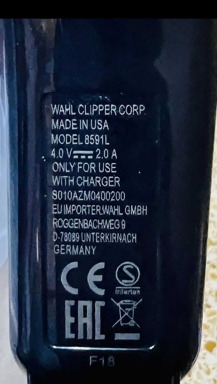 مكينة وول WAHL غير مستخدم كامل الملحقات
البطارية ضعيفة بسبب الخزن
السعر 80 الف مع التوصيل


**إذا كنت صاحب هذا الإعلان وتريد حذفه لأي سبب، رجاءا أرسل رسالة إلى الدعم الفني**