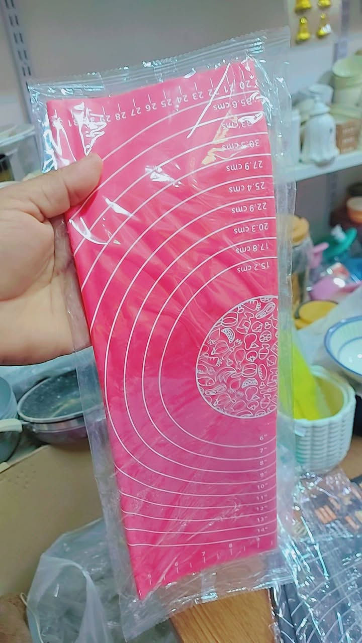 اهلآ وسهلا بكم  نوفر لكم مواد منزليه وحاجة الف وانسب الأسعار  العنوان ماقبل اسواق الشورجه قرب الكرادين منطقة الطي  يوجد خدمة توصيل داخل الطي؟  وارجو المتابعه 🥰🥰 🥰بناية حجي حسين الكرادي؟ ***********؟  بايركس شفاف السعر   ١٠  السيت
