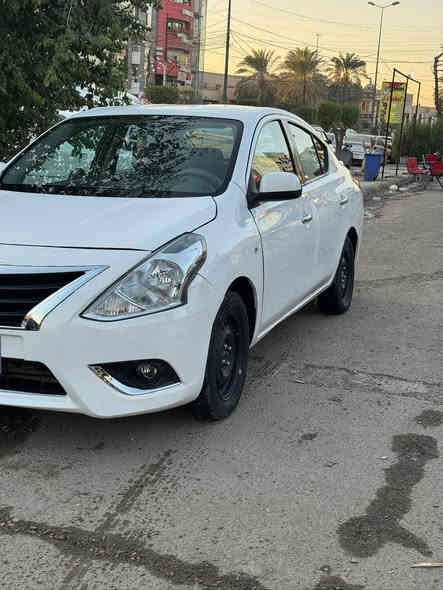 سلام عليكم للبيع نيسان هندي مديل2021رقم بغداد بيها لغد صفحه اليمنه مضروب او معدل عل بارد بيها بنيد او جالملغ مبدلات نفس الون سياره حلوه او كاعده مابيها كل نقص مكان السياره بغداد الكاضميه السعر90او بيها مجال 
اي ستفسار ***********
