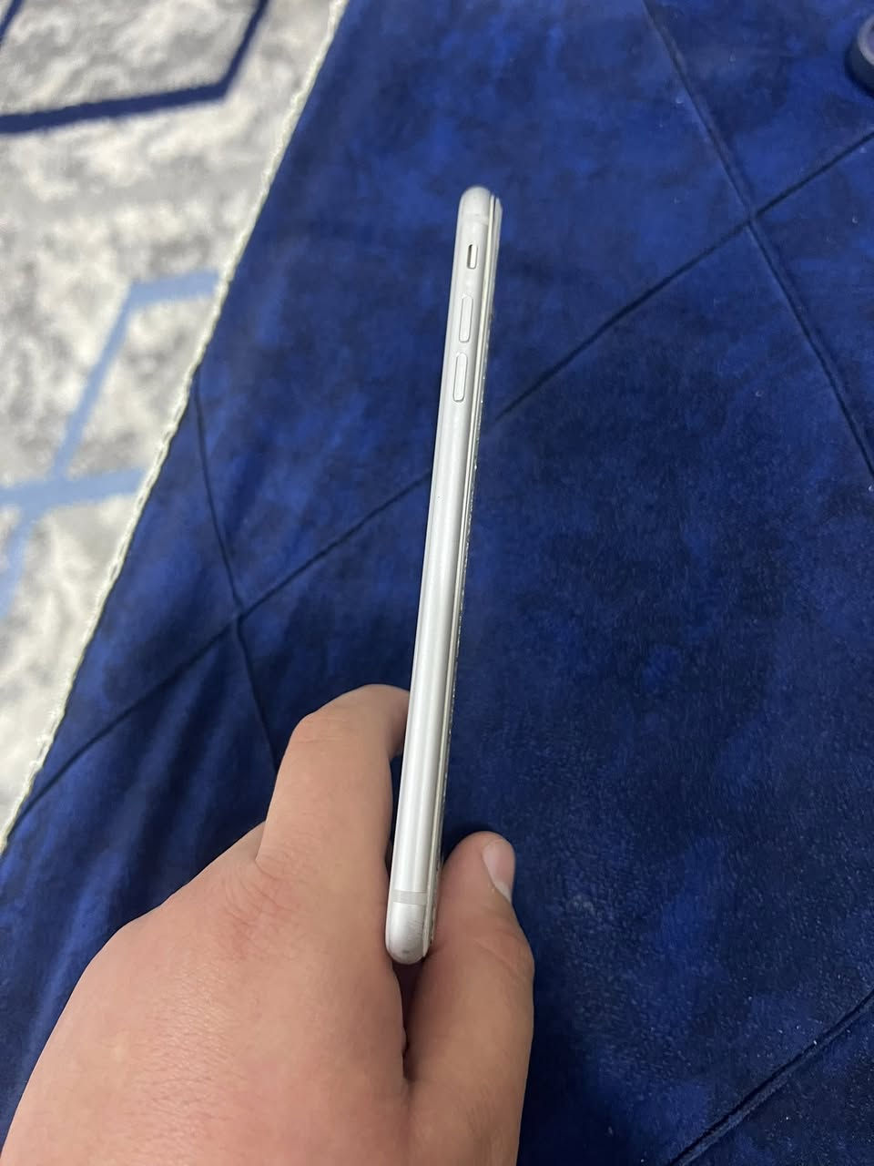 اسلام عليكم ايفون 8 بلص بي فطر بل جامه مال شاشا خفيف السعر 80 وبي مجال الشراي يتصل لحد يراسل ***********
