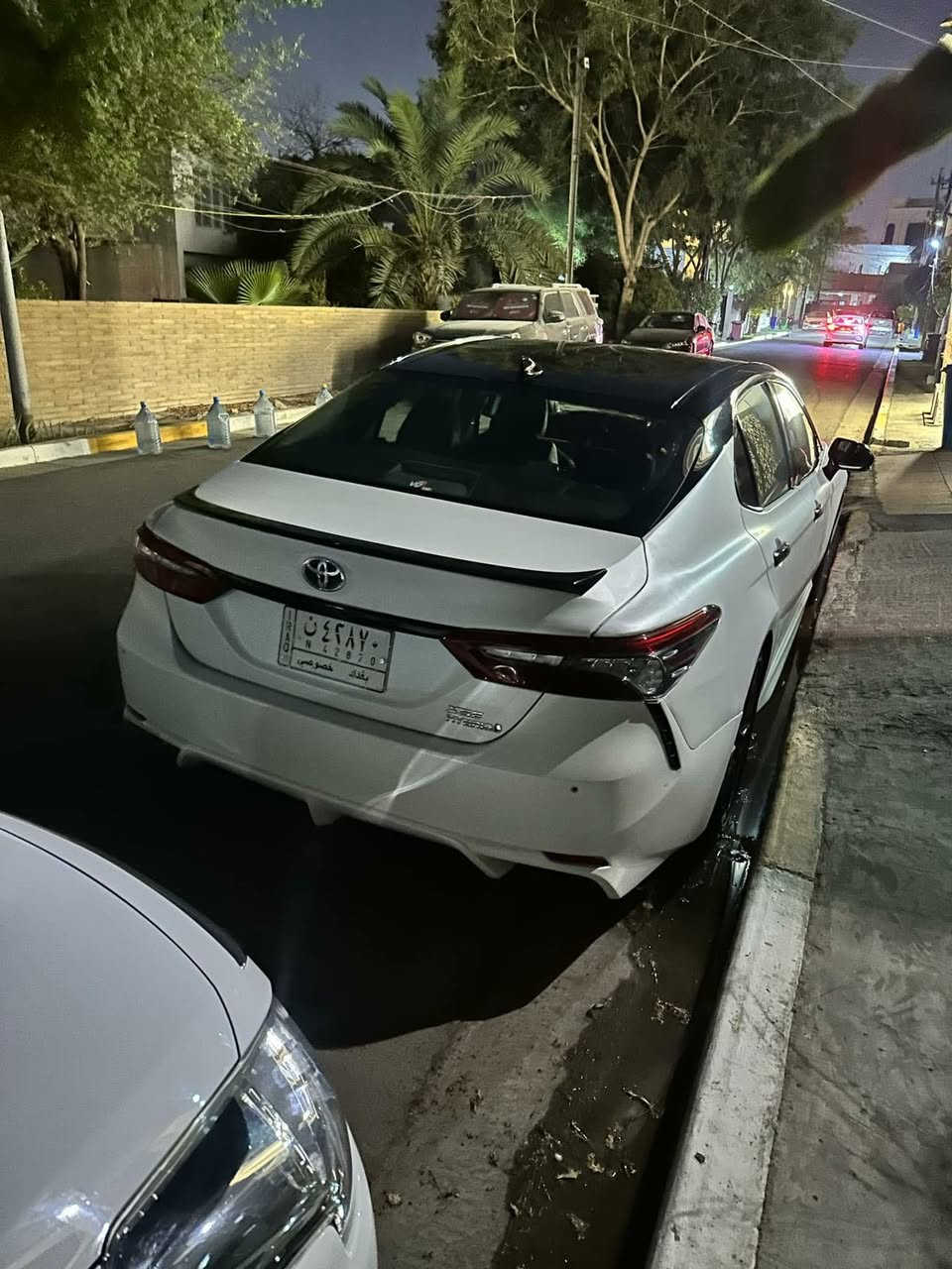 كامري 2022 هايبرد
تو كلر لونين السياره xse
مغلفه ppf مطفي

ماشيه 39,000 مايل

حادث موضح بالصور 
صبغ جنطة وجاملغات بارد واحد بي شويه تكحيل

رقم بغداد تحويل مباشر
جاهزة السيارة بدون نقص

سعر 24,000$ دولار 
وبيها مجال للشراي

واتساب 
***********
