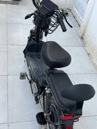 دراجة كهربائية • شحن حديث • بطاريات أصلية