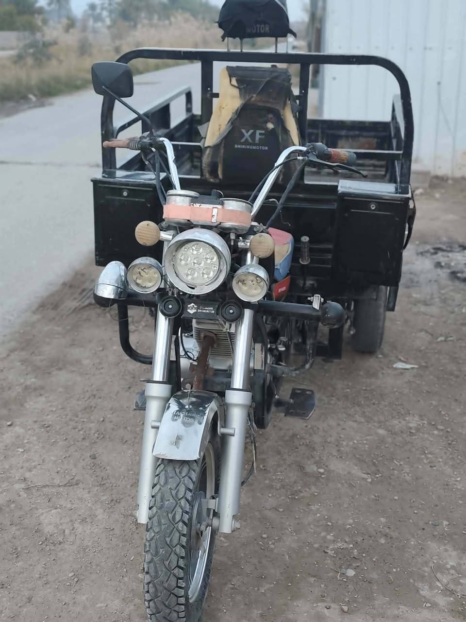 شماليه شرط الكفاله
موديل ٢٣
مكفوله من اليحيم
شغاله سلف هندر 
محرك ما مفتوح
السعر مليون او ٣٥٠ بيها مجال
عنوان شهربان جسر مهروت
 ***********
