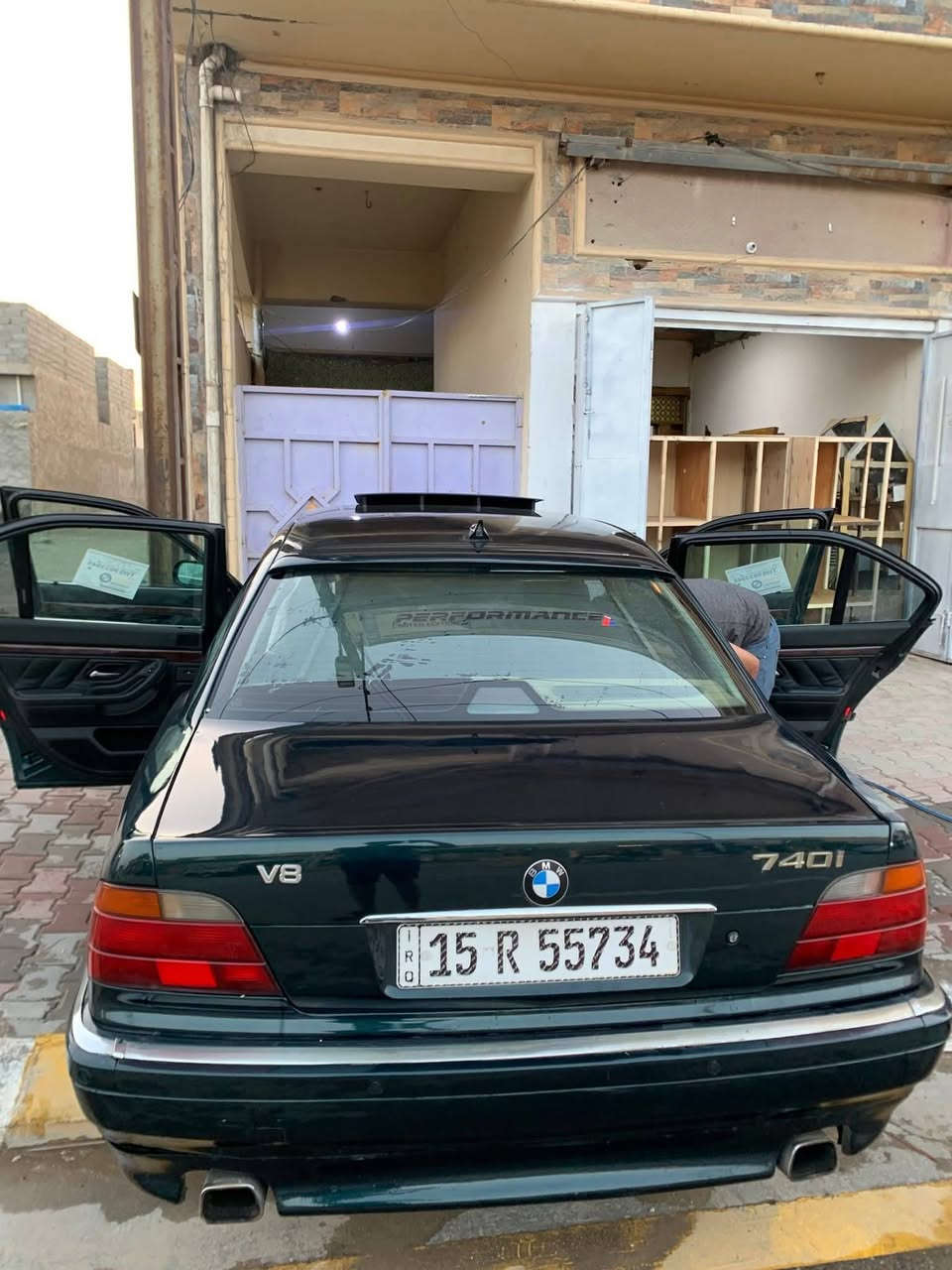 للبيع كاسحه 740i BMW محرك 30موديل1995  محرك 8 سلند السياره رقم دولي سنويه بسمي  جاهزه من جميع النواحي نوقص بصيطه كلش سياره خير من لله جام تحكم رباعي كراسي كهرباء شاشه تبريد نقص مروحا بواريه كلها موجوده كمبريسر كشي كامل نقص مروحى سياره حيل حلوا كاعده نصبتها تفتح وجه مصبوغه عام جماليه صبغ فرنسي اصلي لجماليه فقط سياره هزتها جديده سنويه لل2031بسمي رقم الانبار للبيع او مراوس هاتف )(***********) سياره فقط دعاميتها للماميه نكسرت وصلحتها بس مشادها مجوده عندي
