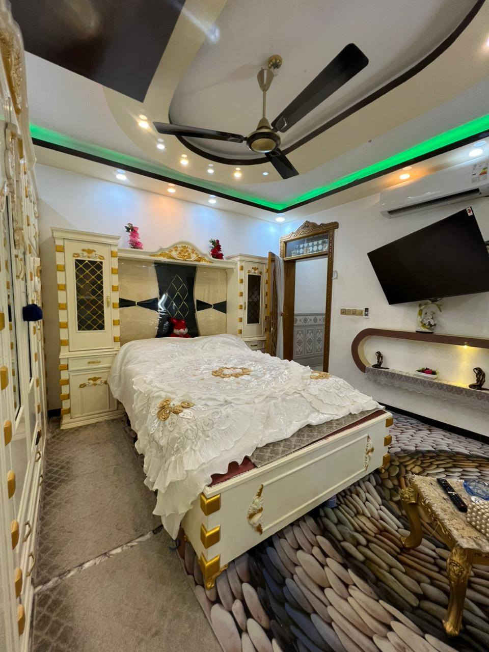 السلام عليكم
للبيع دار المساحة ١٢٠ م طابو صرف
ثلاث طوابق
العنوان كربلاء حي الوفاء قرب أسواق معالي
لاستفسار اتصل *********** او تساب ***********
