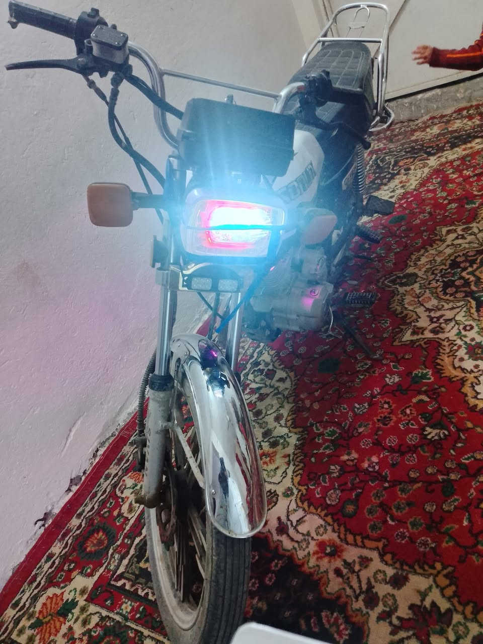 دراجه سافان 5كير مكفوله اوراق موديل 21 السعر خاص او الأتصال على ***********
