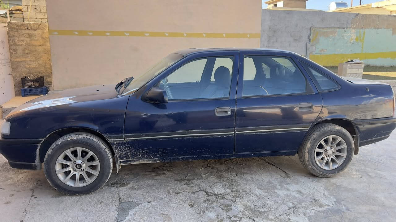 السلام عليكم 
متاح سيارة فكترا جحم 16 

محرك وگير شرط 

بدون ضرر بدون صبغ 

رقم الماني سنوية لل 2027

السعر 38 

او معارض ب 18 او 20


**إذا كنت صاحب هذا الإعلان وتريد حذفه لأي سبب، رجاءا أرسل رسالة إلى الدعم الفني**